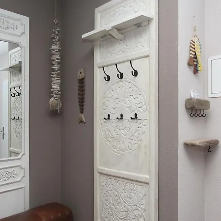 Apartment Strandhaus Moenchgut Ferienwohnung 09 Mit Sauna- Und Schwimmbadnutzung Im Ahoi Sellin Lobbe